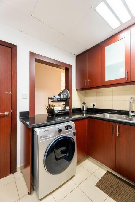 Leen Homes-Jbr -Spacious 4 Bedroom Apartment Dubai Buitenkant foto